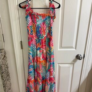 EUC. flying tomato brand. Size M